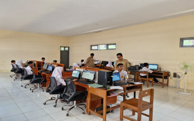 SMP Negeri 4 Pengasih Laksanakan Gladi Bersih ANBK 2025
